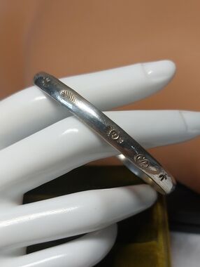 Mexico Etched Silver Bangle Bracelet 2.5" D